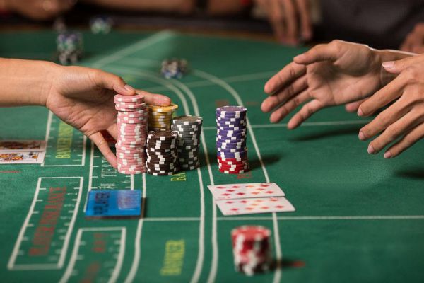 super-6-baccarat-2